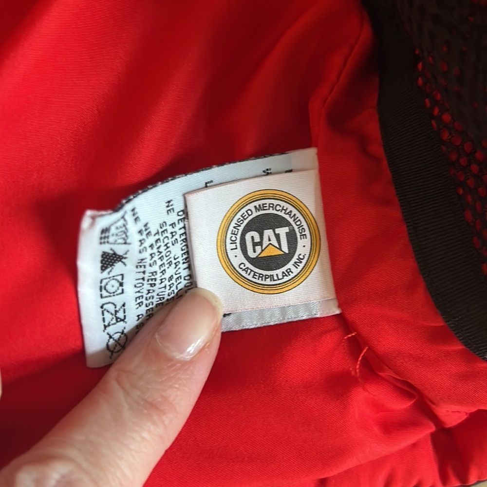 CAT puffer jacket - Picture 9 of 9